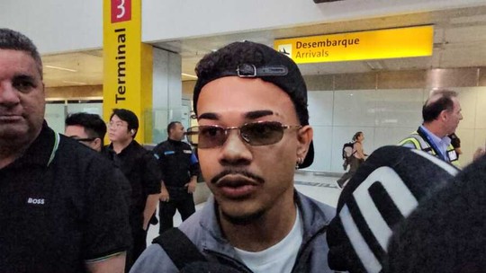 Reforço do Corinthians, Kaio César chega ao Brasil: "Muito feliz, empolgado e ansioso"