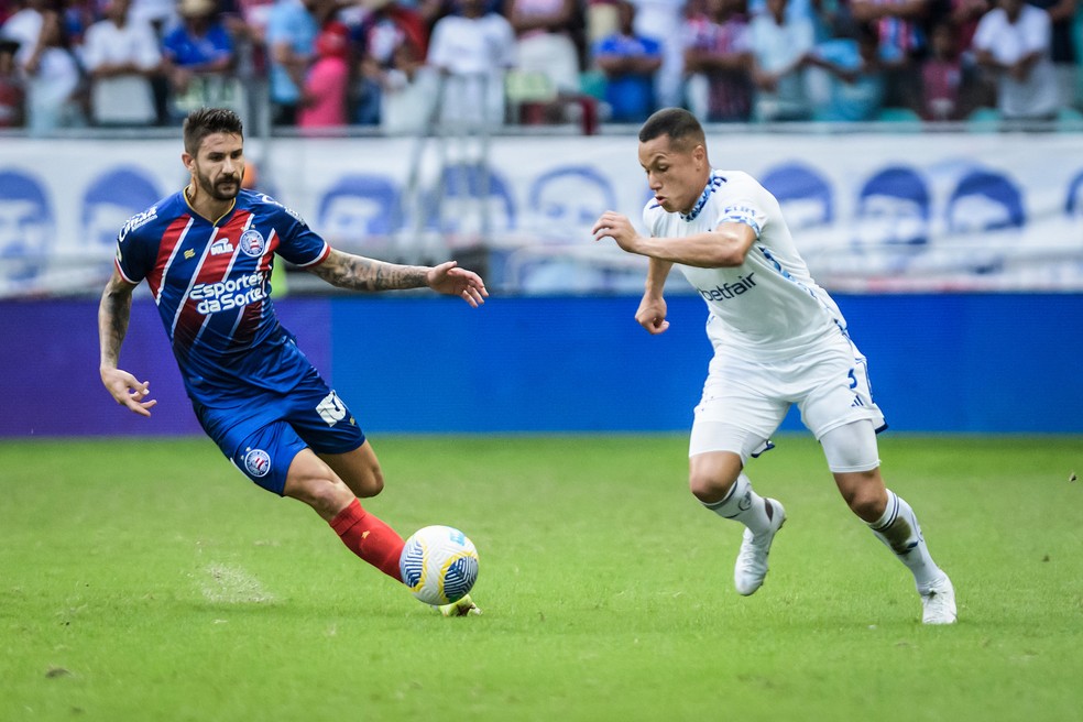 Marlon e Everaldo no último Bahia x Cruzeiro — Foto: Gustavo Aleixo/Cruzeiro