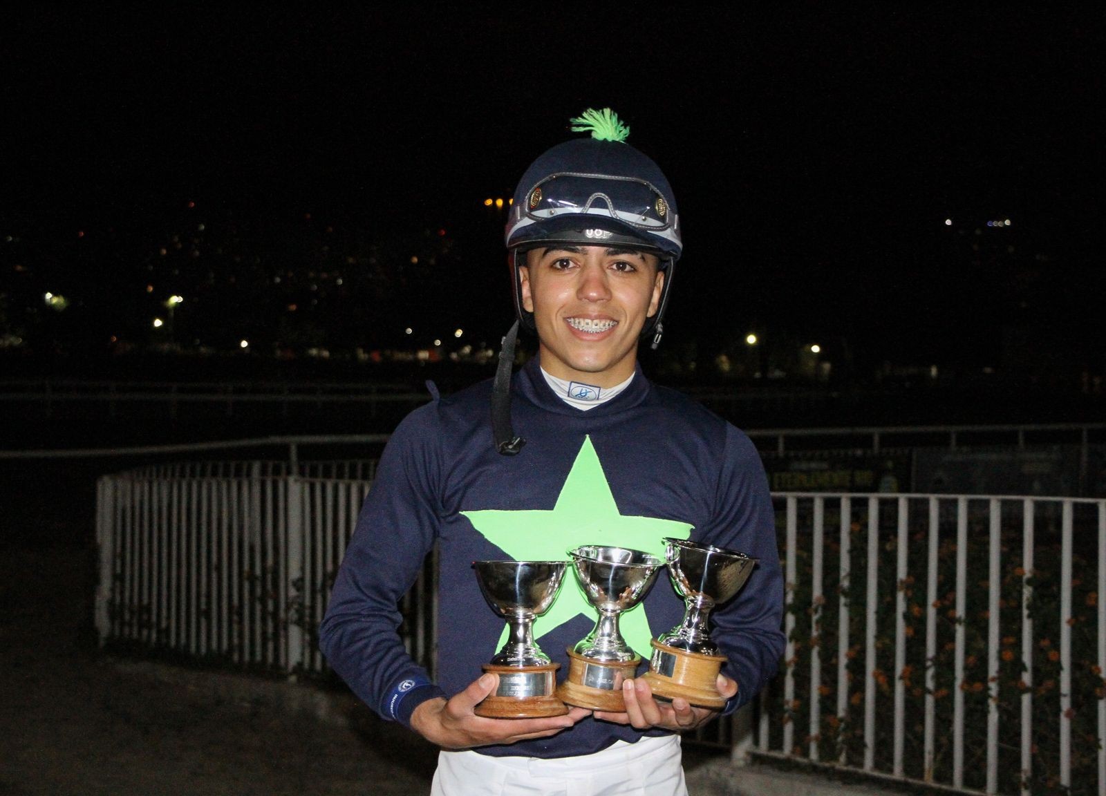 Jóquei de 27 anos morre depois de sofrer queda de cavalo em prova no Rio de Janeiro