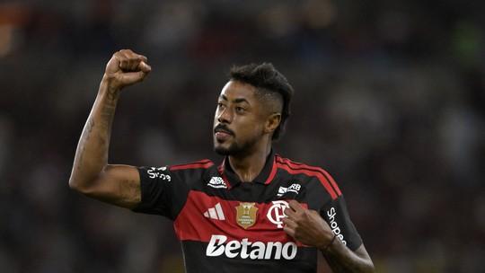 Flamengo volta a depender de si na disputa do título do Brasileirão