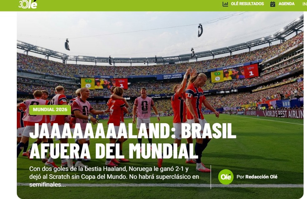 Capas de jornais esportivos sobre a eliminação do Brasil