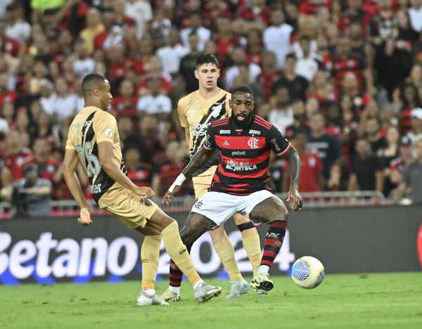 destaque de Gerson no jogo entre Flamengo e Athletico é crucial para vitória.