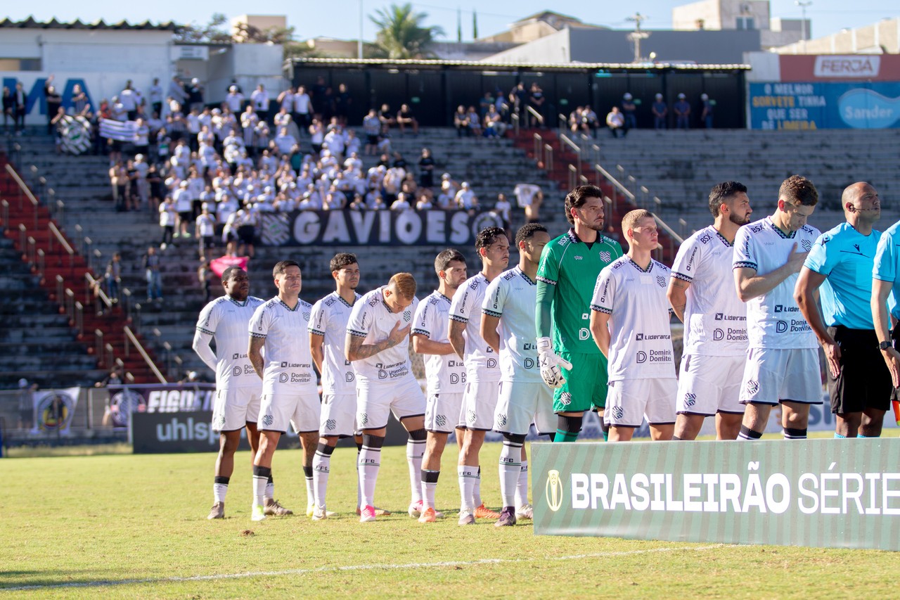 Raul Cabral analisa a matemática da classificação do Figueirense: "Esperar o milagre"