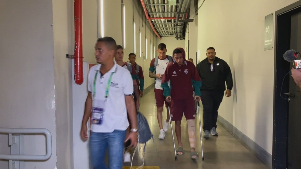 Alexsander, do Fluminense, deixou Mineir&atilde;o de muletas ap&oacute;s les&atilde;o &mdash; Foto: Alice Brum / TV Globo