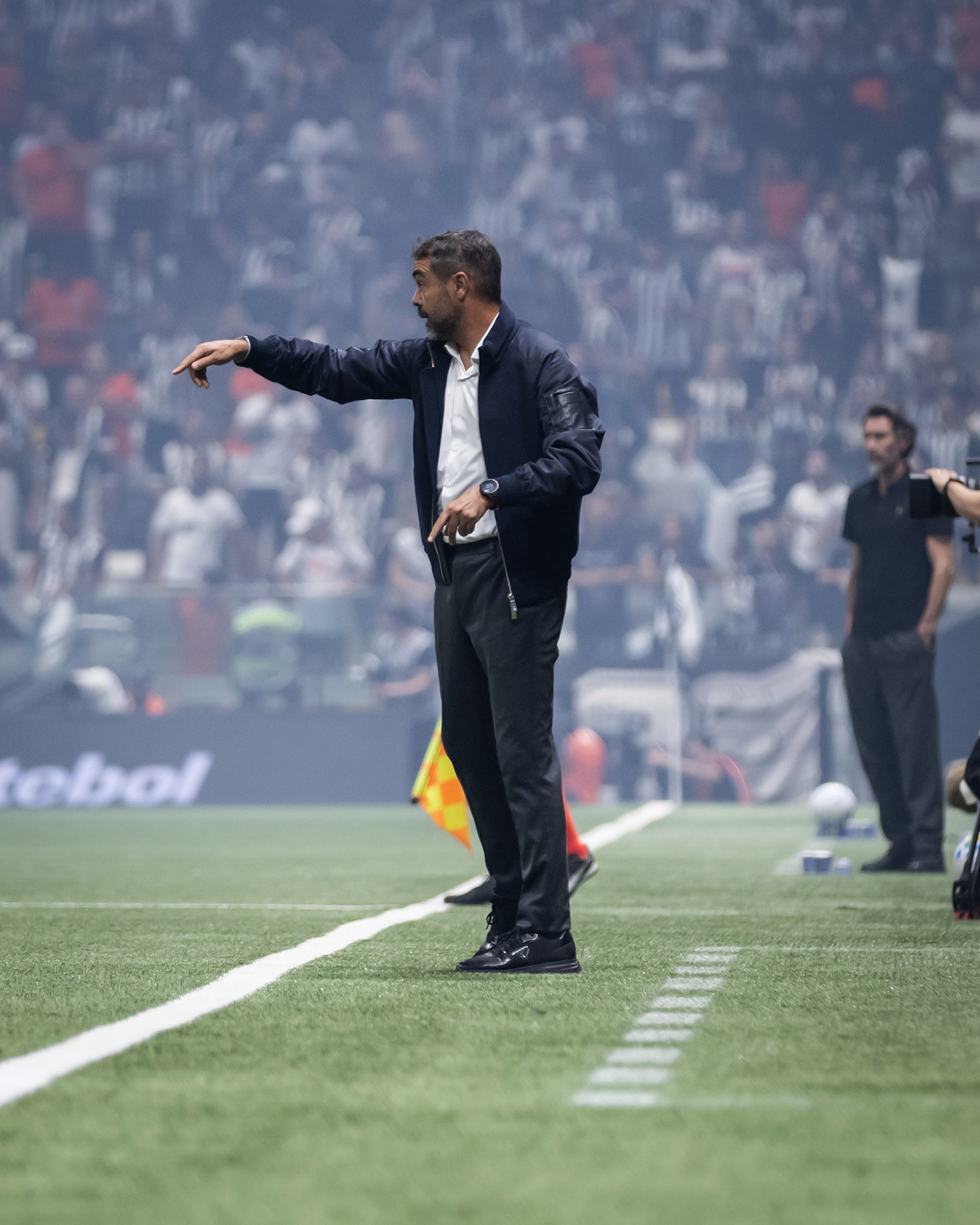 Era goleada? Artur Jorge faz ressalva sobre placar do Cruzeiro no clássico: "Ficou barato"