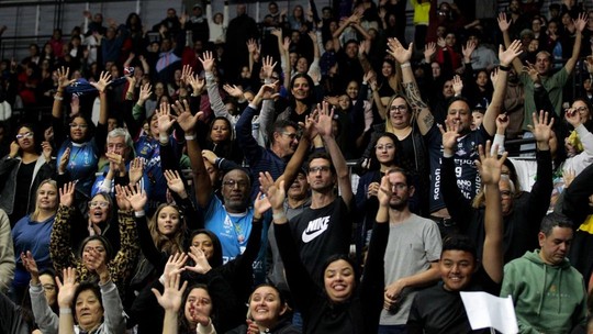 Torcida do Suzano esgota ingressos para jogoxbet telegramida da final do Paulistaxbet telegramvôleixbet telegram24h