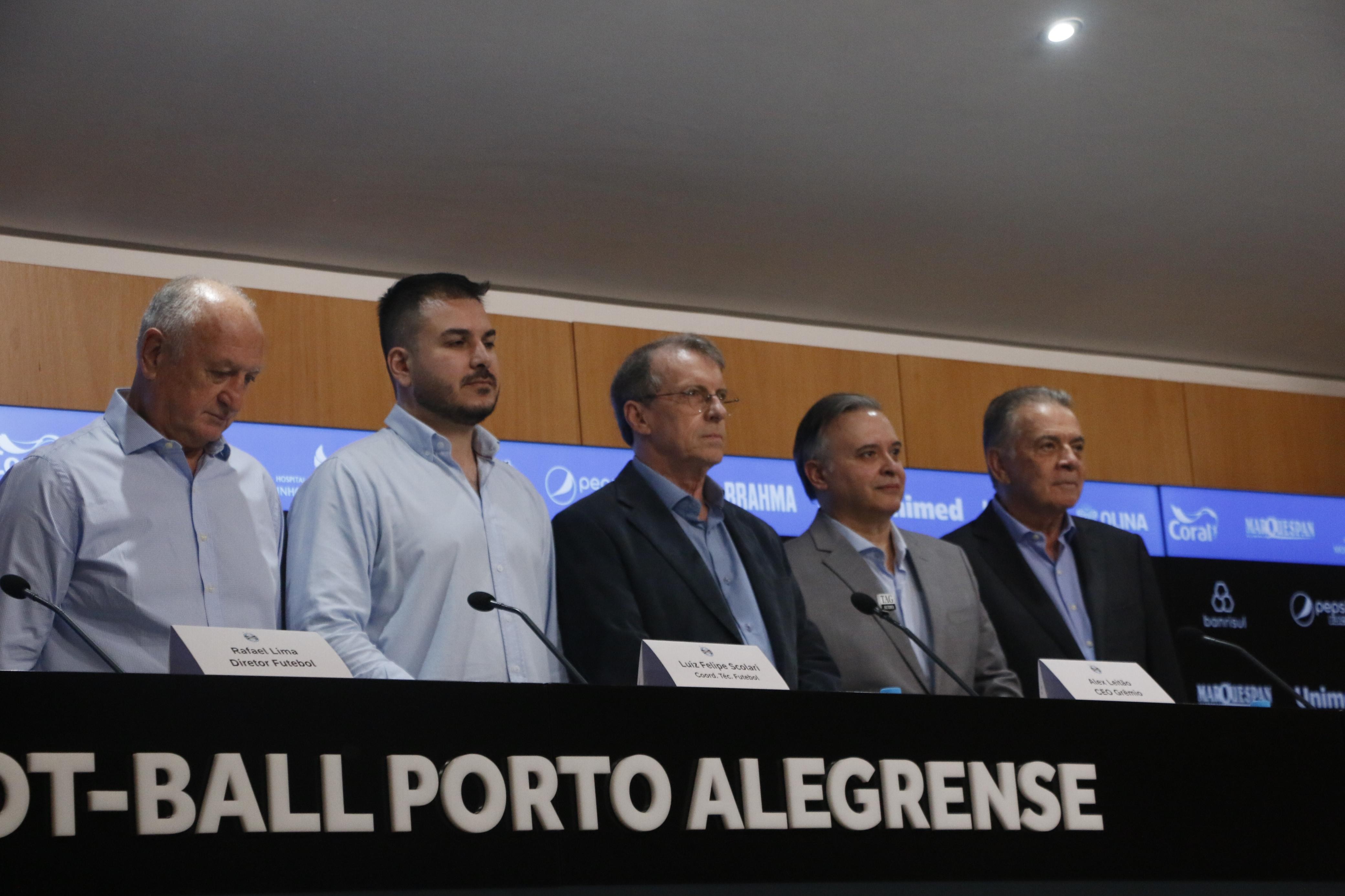 Nova direção do Grêmio promete reforços pontuais e evita confirmar Luís Castro