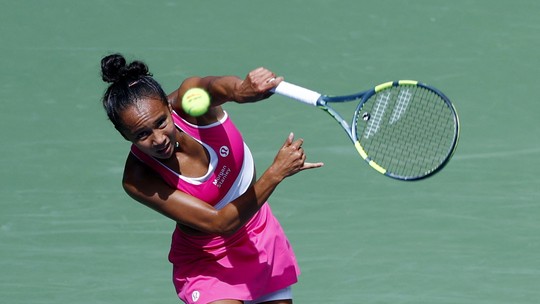 Cabeça de chave número 1, Leylah Fernandez não consegue visto e fica fora do SP Open