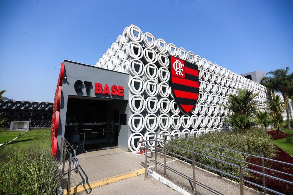 CT do Flamengo e formação na base