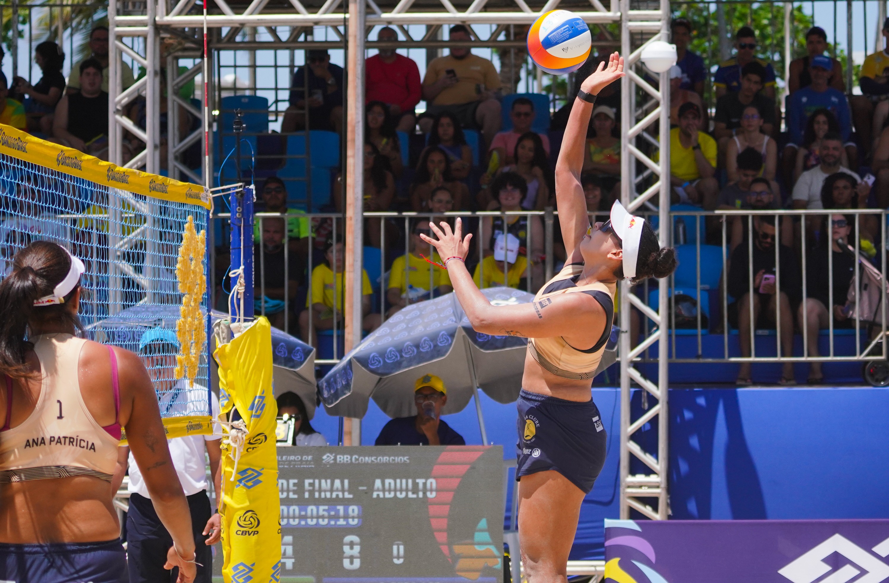 Duda e Ana Patrícia sofrem derrota e são eliminadas nas quartas de final pelo Circuito Brasileiro