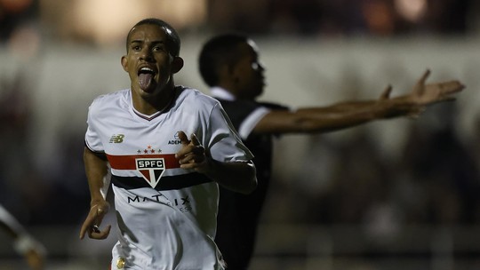 São Paulo exerce direito de compra de Djhordney após empréstimo do Novorizontino