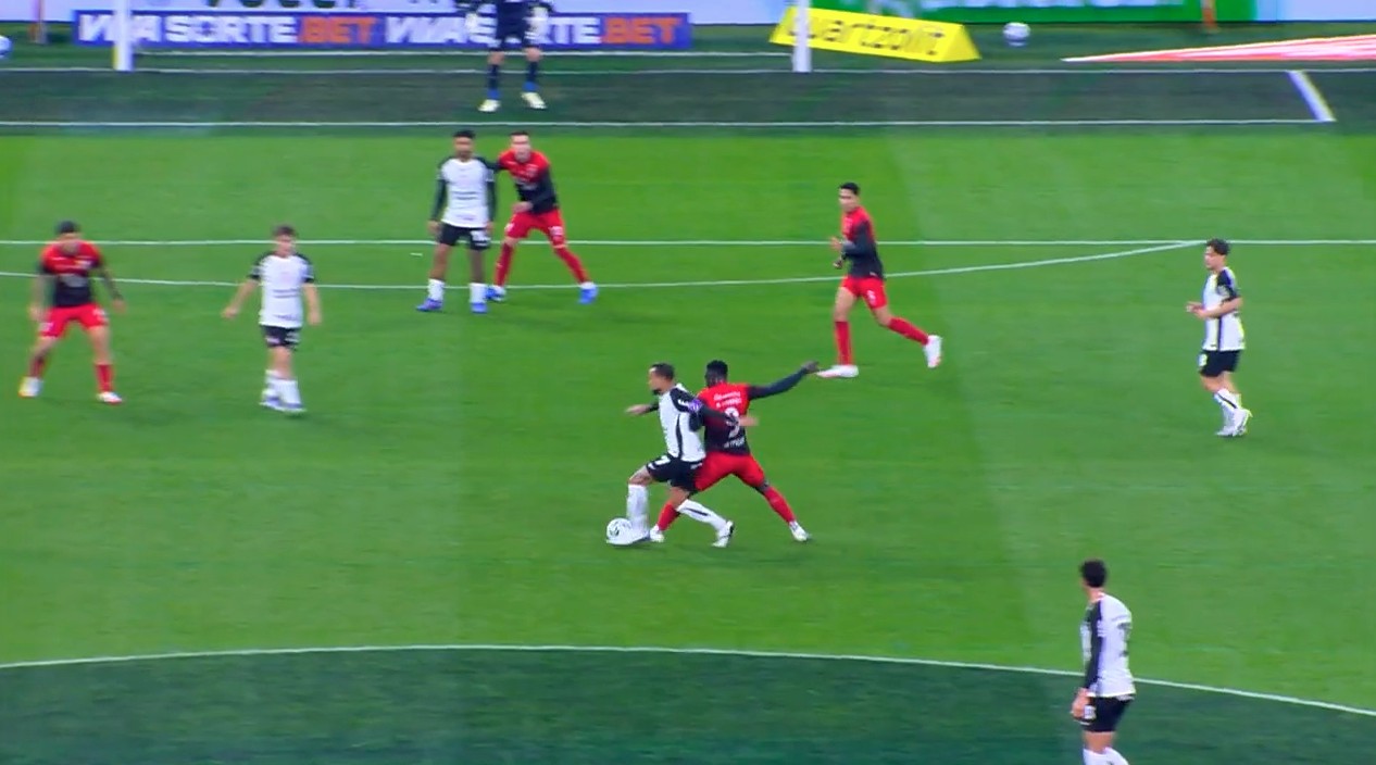 CBF divulga áudio do VAR com polêmicas de Corinthians x Athletico