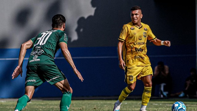 Amazonas e Ypiranga-RS ficaram sem gols no primeiro tempo