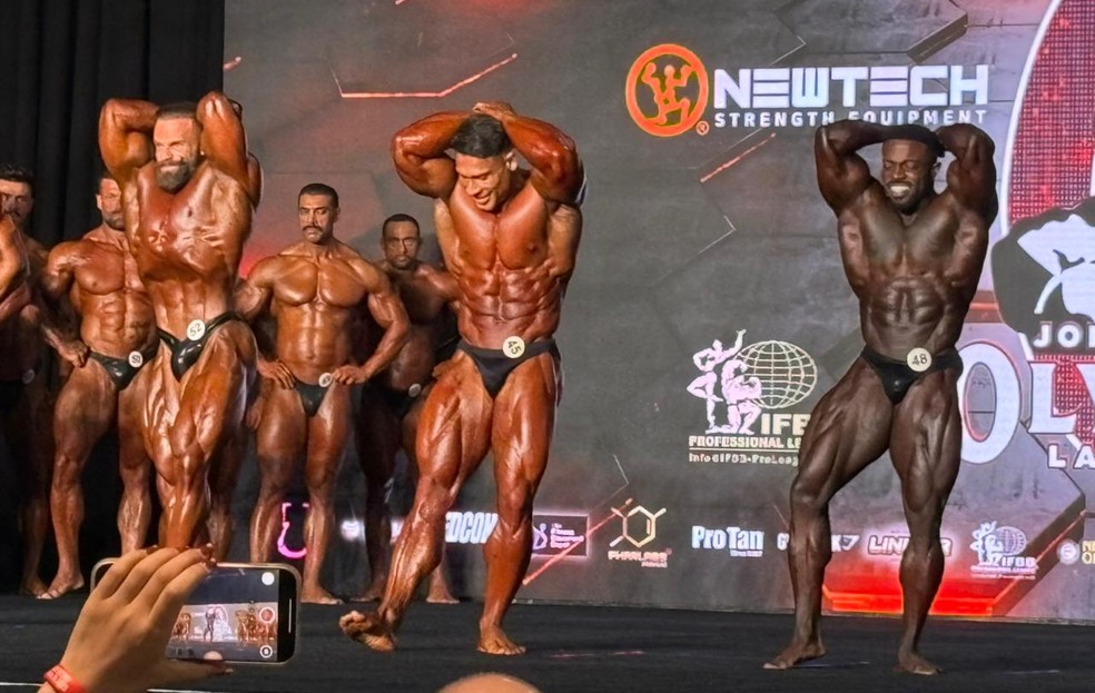 Ramon Dino está na final a partir de 23h neste sábado, em Las Vegas — Foto: Wesley Felix