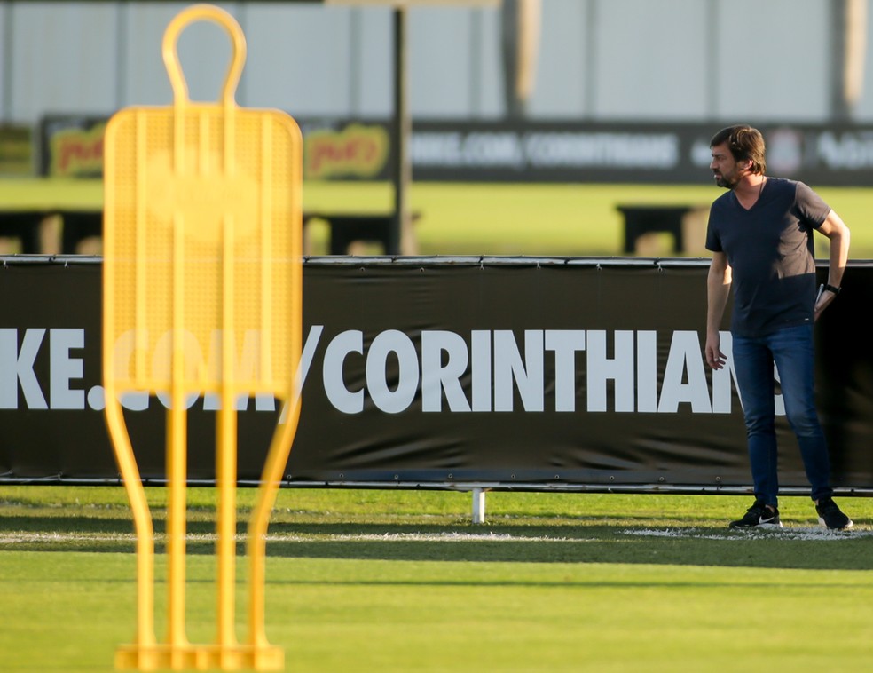 Definido o mês que o Corinthians vai contratar reforços