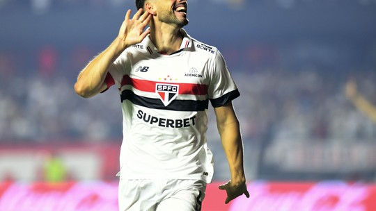 Calleri vai se tornar o sexto estrangeiro a fazer 200 jogos pelo São Paulo; veja lista