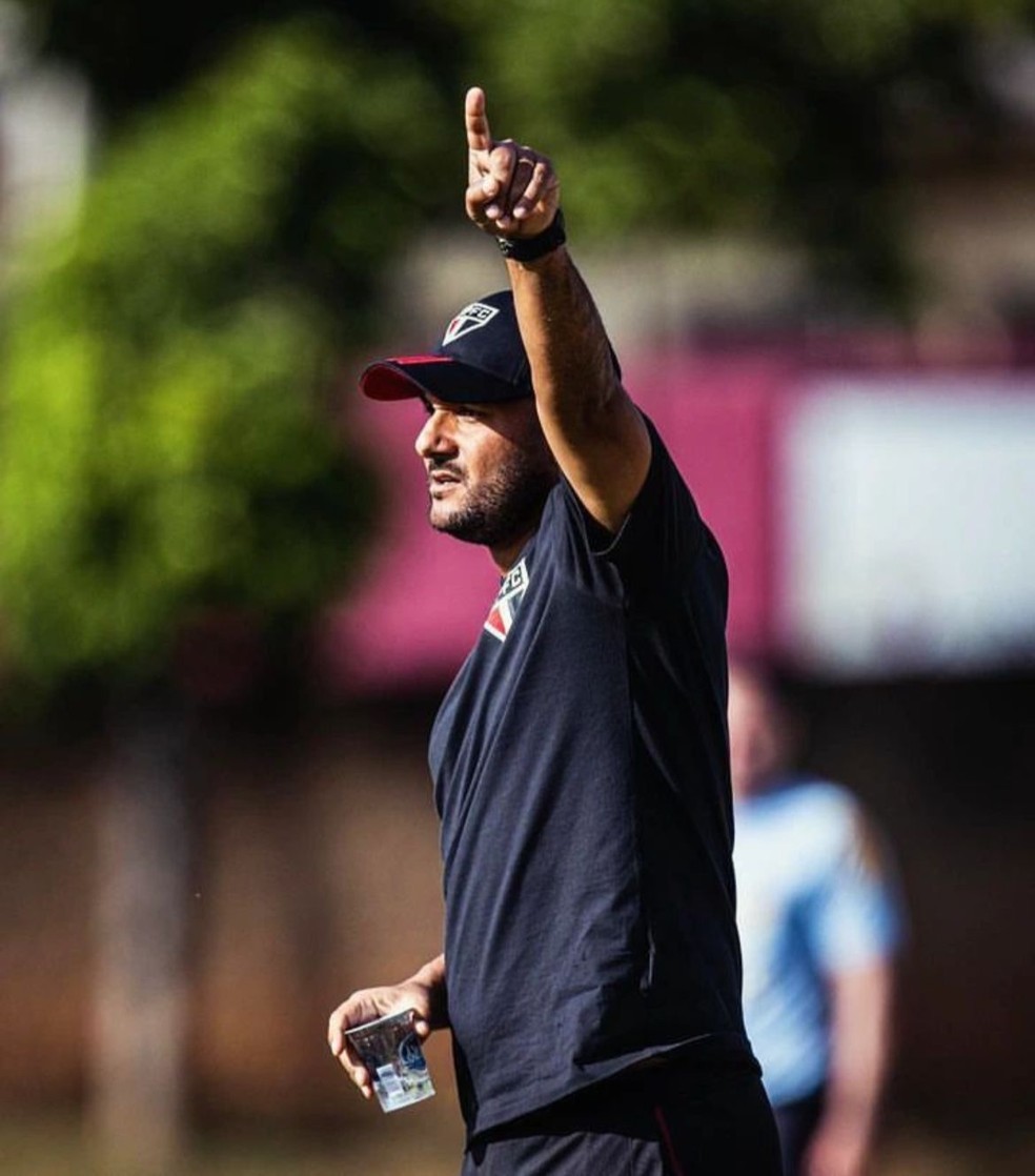 Sobrinho de Muricy, Mário Ramalho pode conquistar um título pelo sub-15 do São Paulo — Foto: Reprodução/Instagram