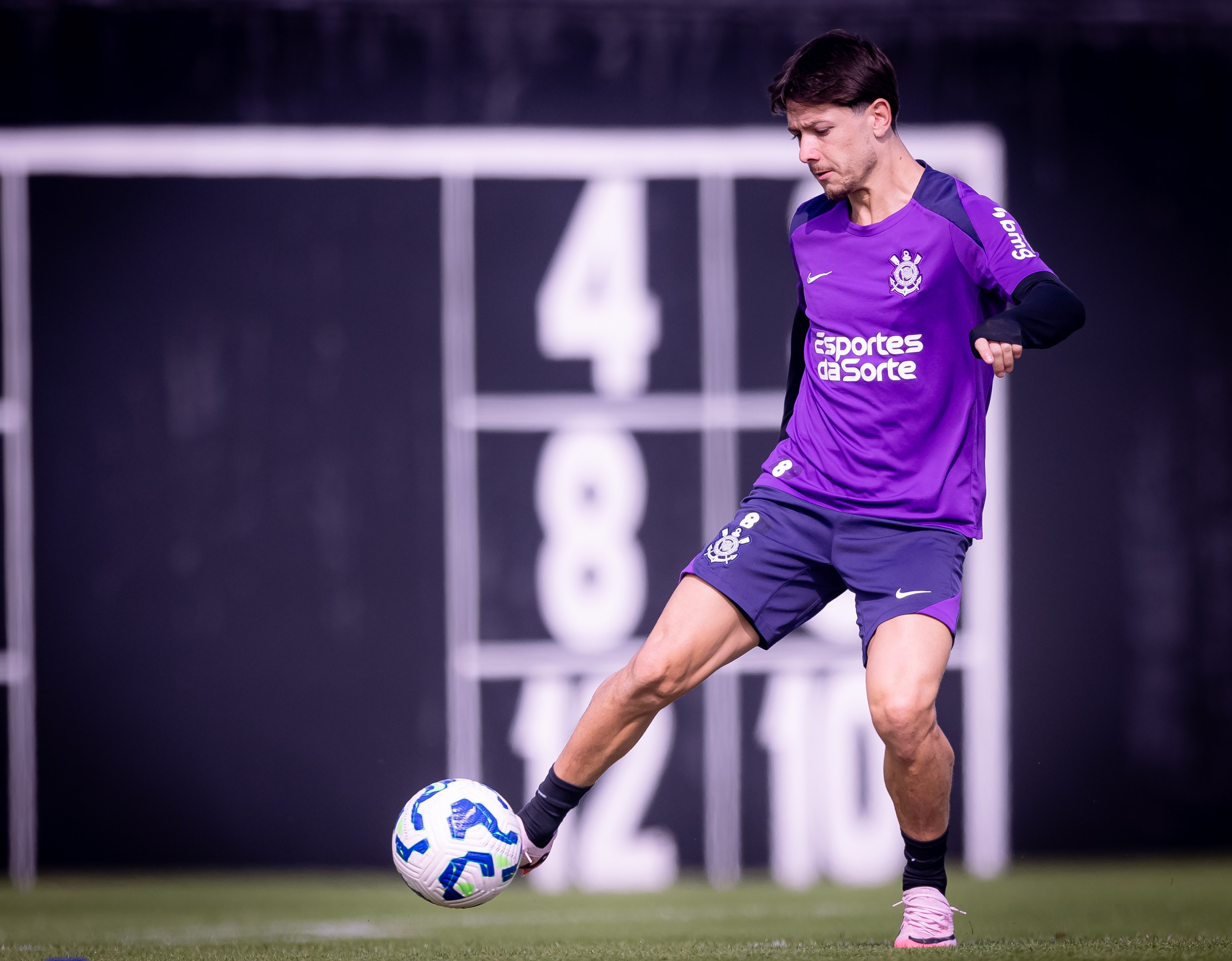 PREPARAÇÃO INICIADA! Corinthians treina visando retorno e aguarda presença de Yuri Alberto.