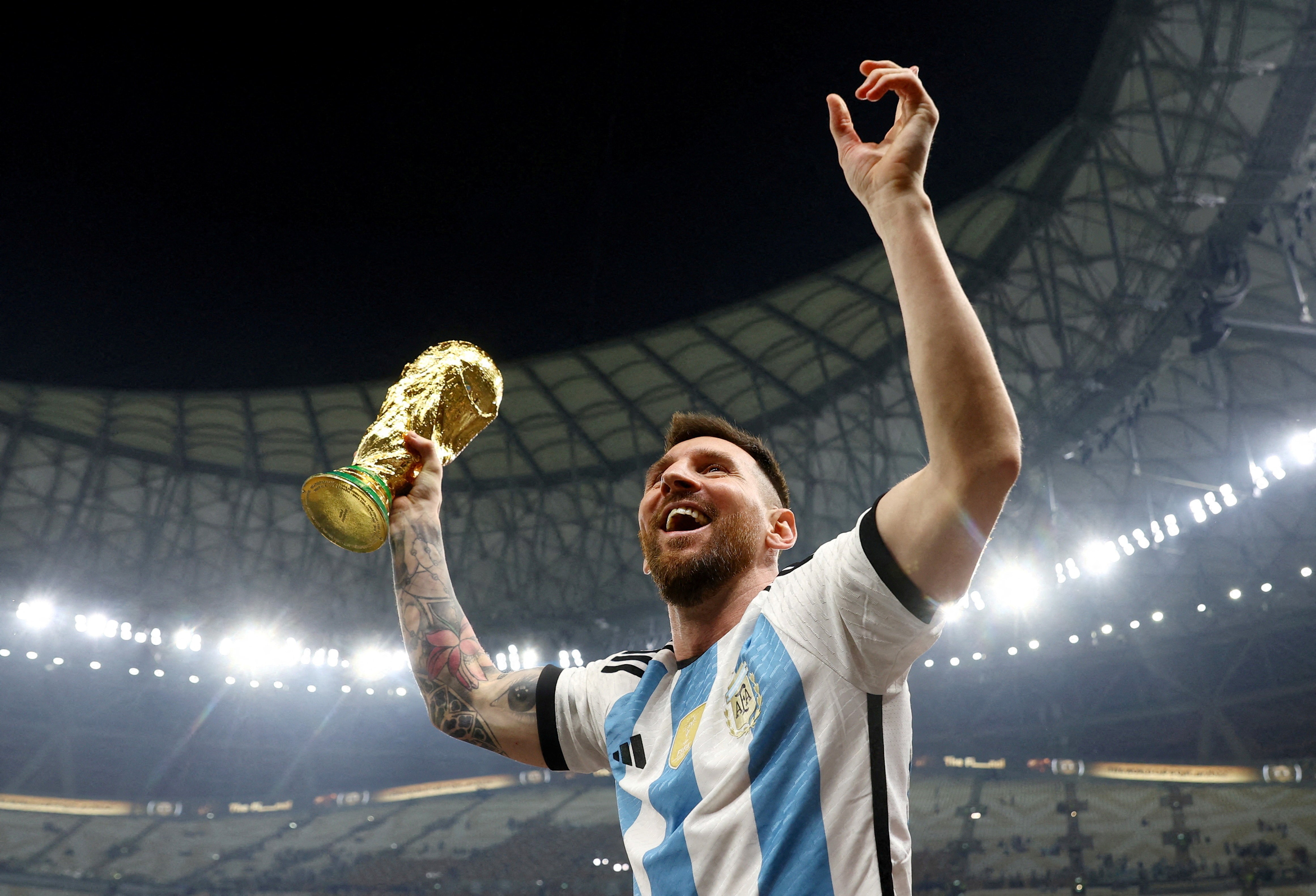 Do quase adeus à idolatria: como Messi superou frustrações e deu a volta por cima na Argentina