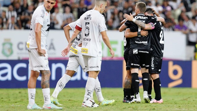 Ceará vence o Santos na Arena Castelão