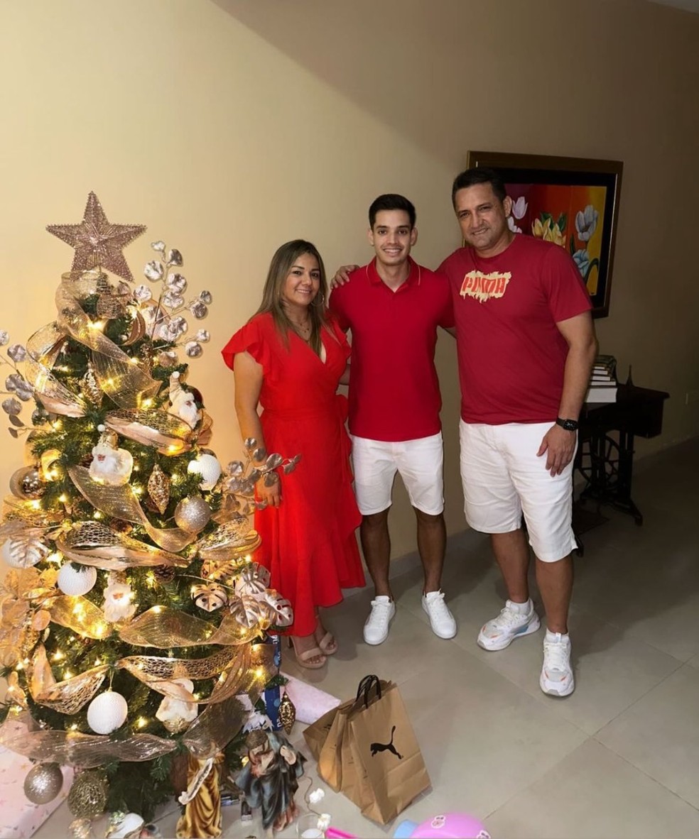 Bobadilla, reforço do São Paulo, comemora o Natal com a família — Foto: Divulgação/São Paulo
