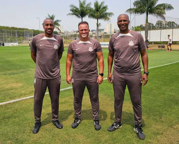 Corinthians contrata Orlando Ribeiro para comandar equipe sub-20.