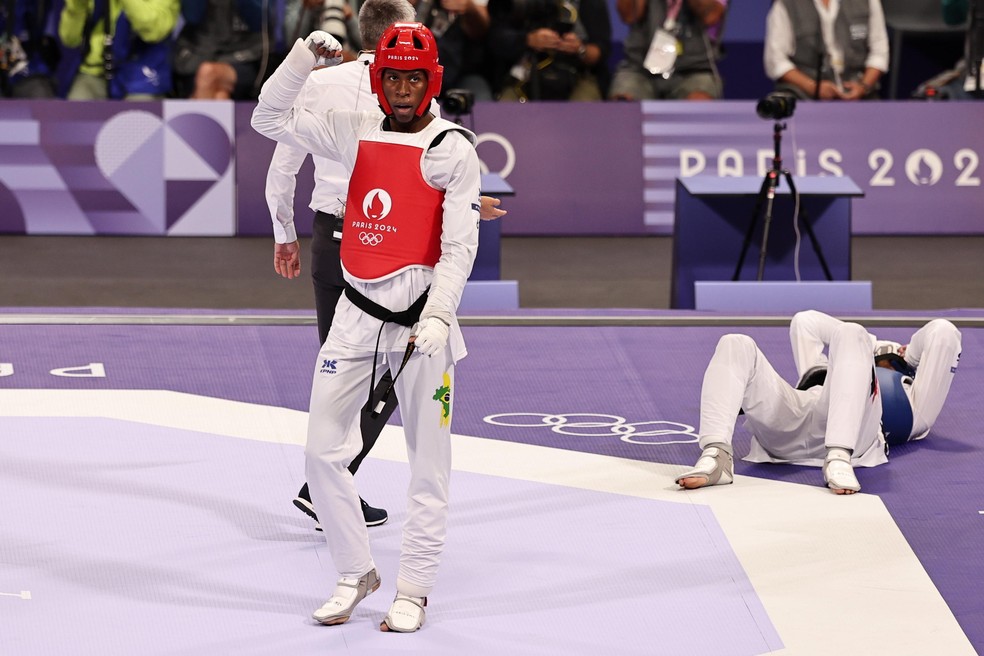 Henrique Marques no Taekwondo em Paris 2024 — Foto: Miriam Jeske/COB