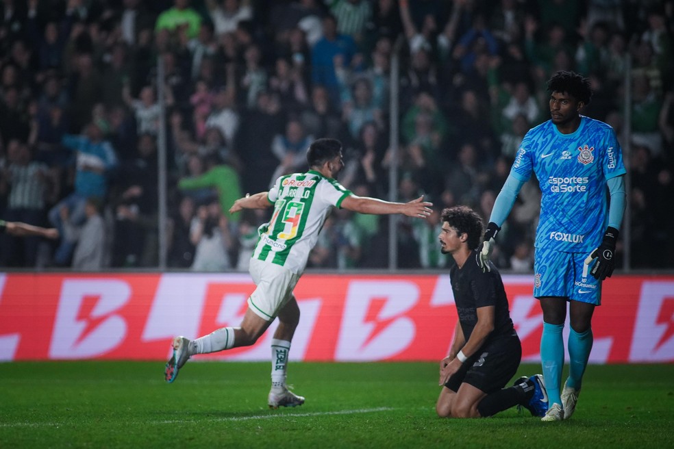 Carrillo comemora gol do Juventude contra o Corinthians — Foto: Fernando Alves/Juventude