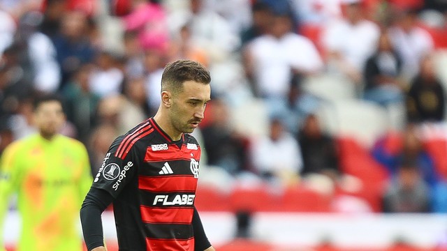 Léo Ortiz durante LDU x Flamengo