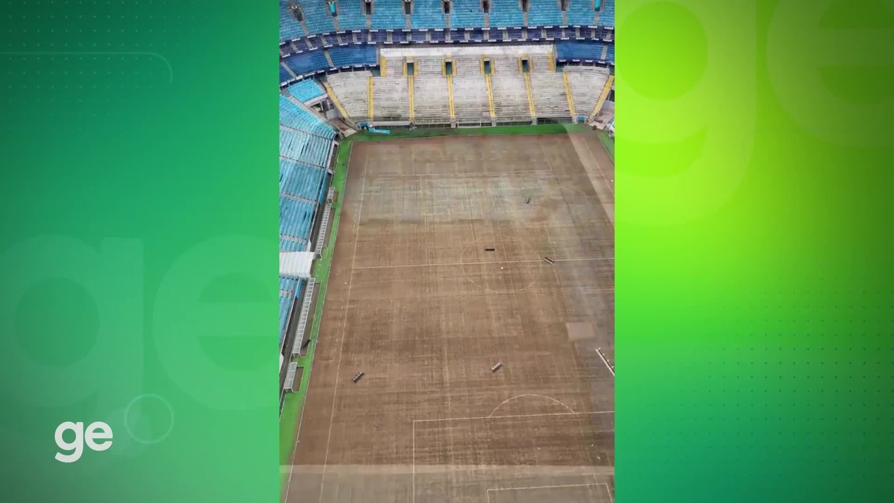 Imagens mostram estado do gramado da Arena do Grêmio após recuo da inundação