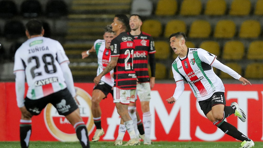 Bastidores: sensação de que time é previsível traz incômodo dentro do Flamengo - Foto: (Javier TORRES / AFP)