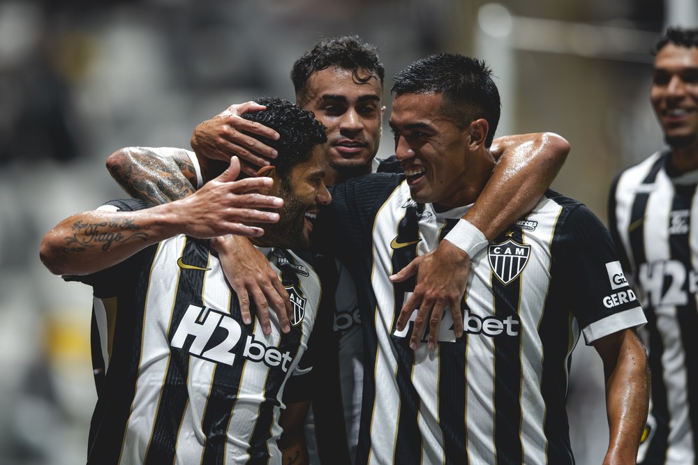 Atlético-MG mostra descontrole do jogo e graves falhas defensivas em empate com o Remo