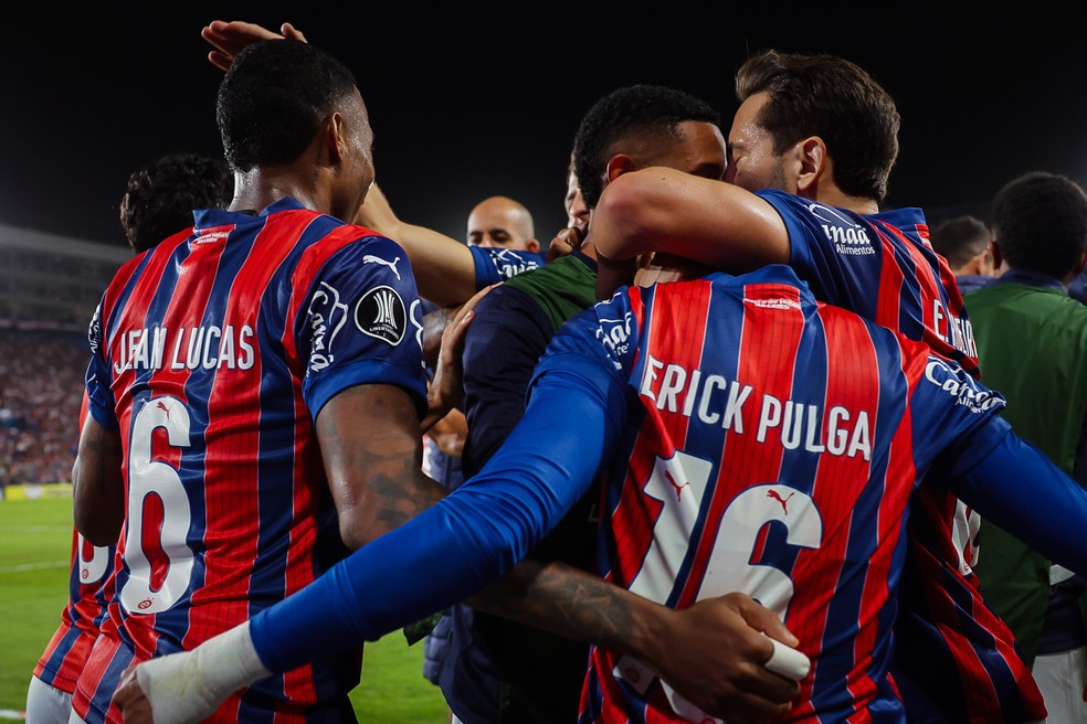 Jogadores do Bahia comemoram gol contra o Nacional — Foto: Letícia Martins/EC Bahia