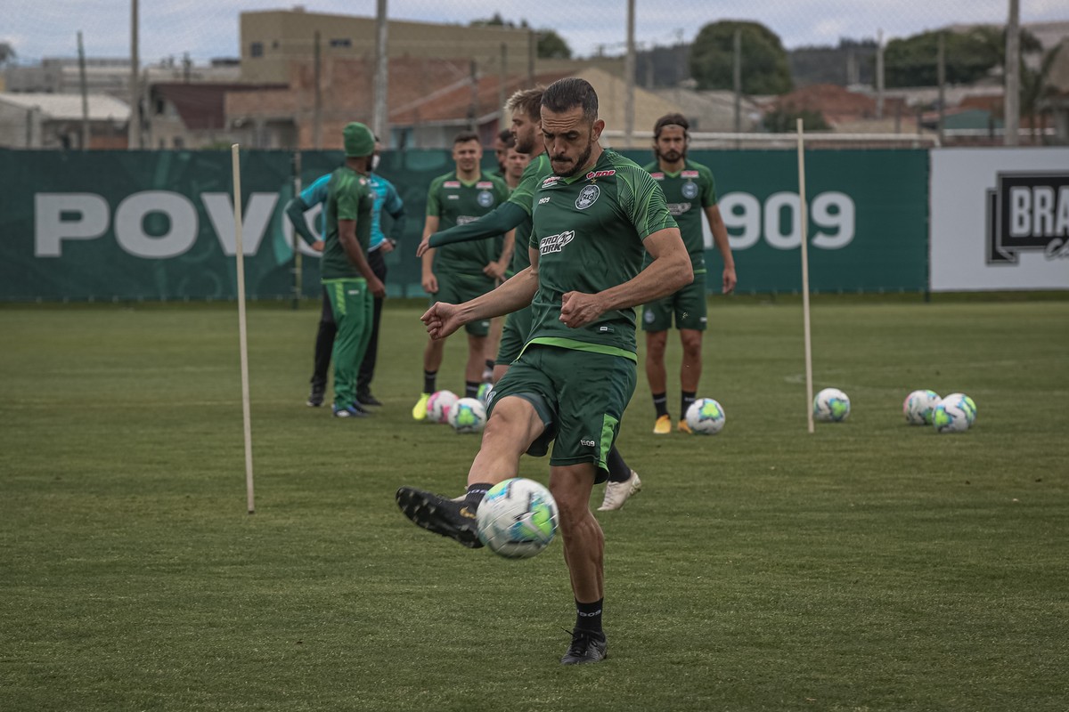 Rhodolfo e Nathan Ribeiro voltam a treinar com o grupo, e Coritiba ...