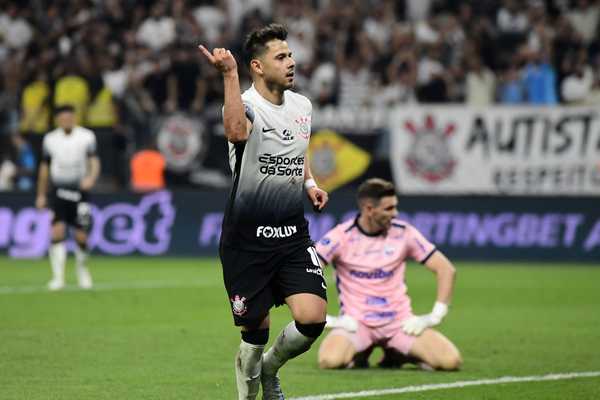 Romero projeta duelo com o São Paulo na final; Corinthians mais forte.