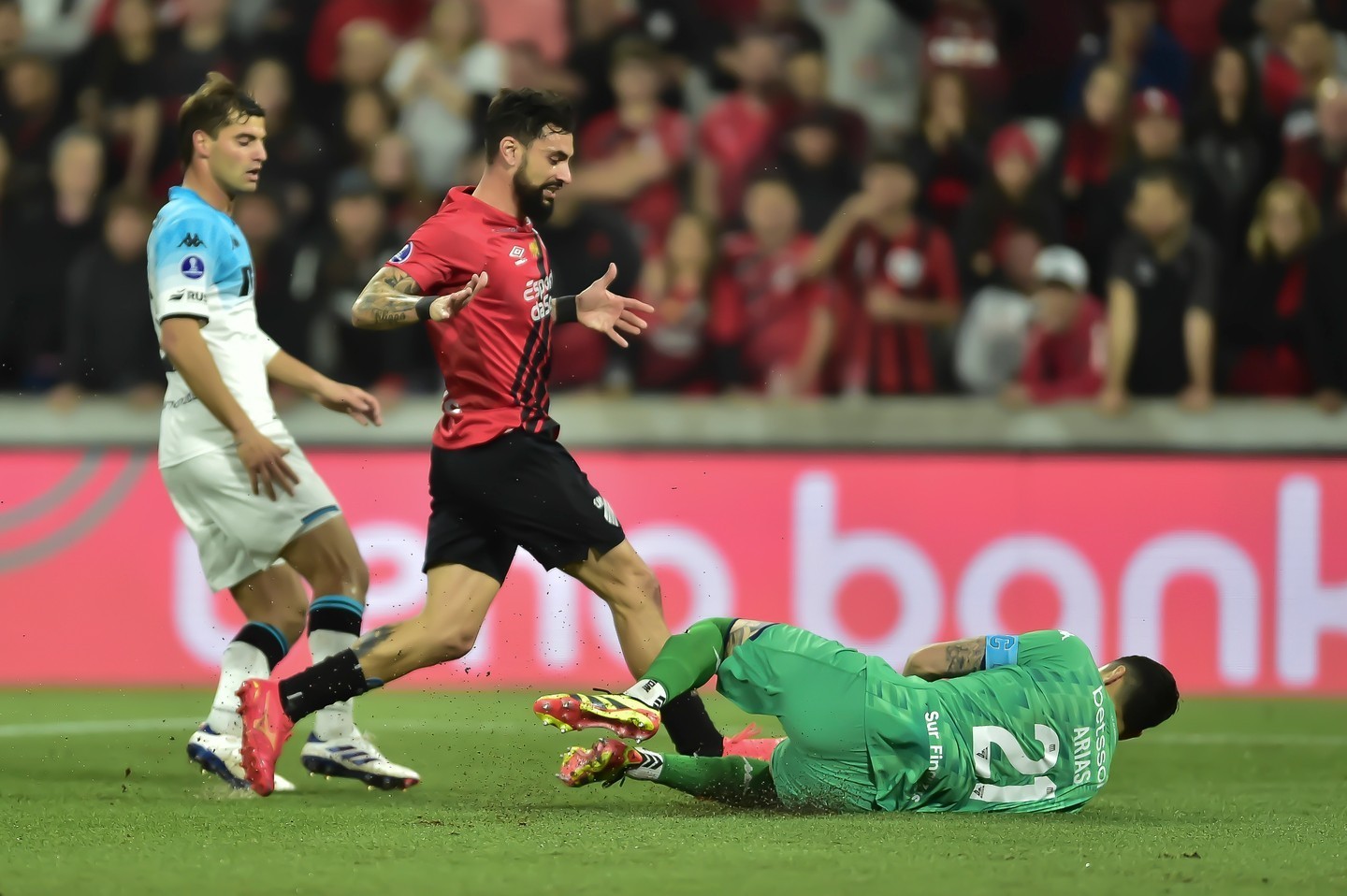 Athletico 1x0 Racing: gol e melhores momentos do jogo das quartas da ...