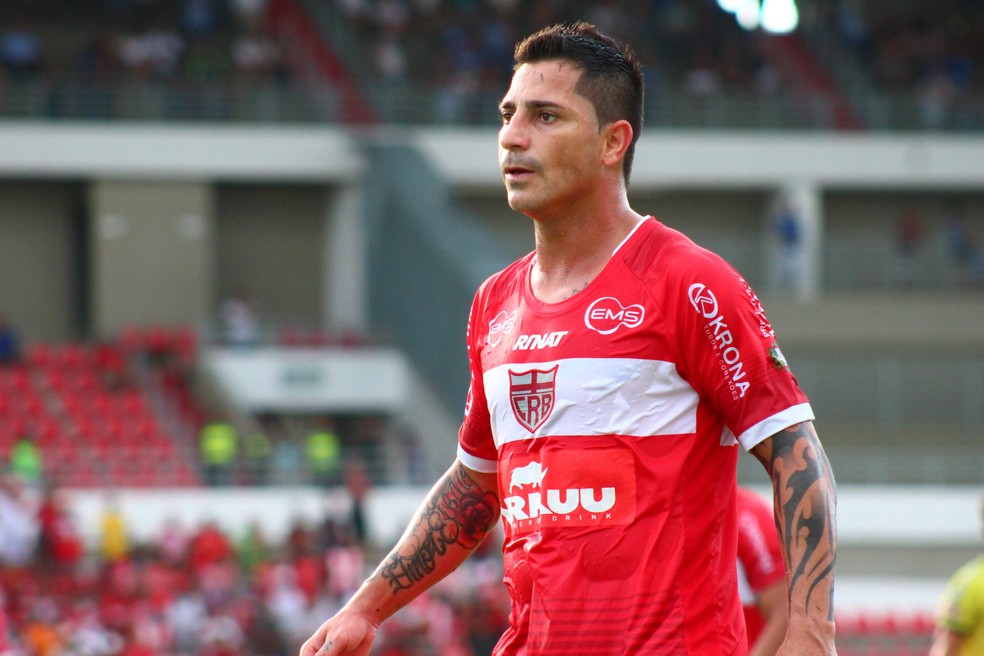 Cuiabá Arsenal conta com reforços mexicanos para o início do
