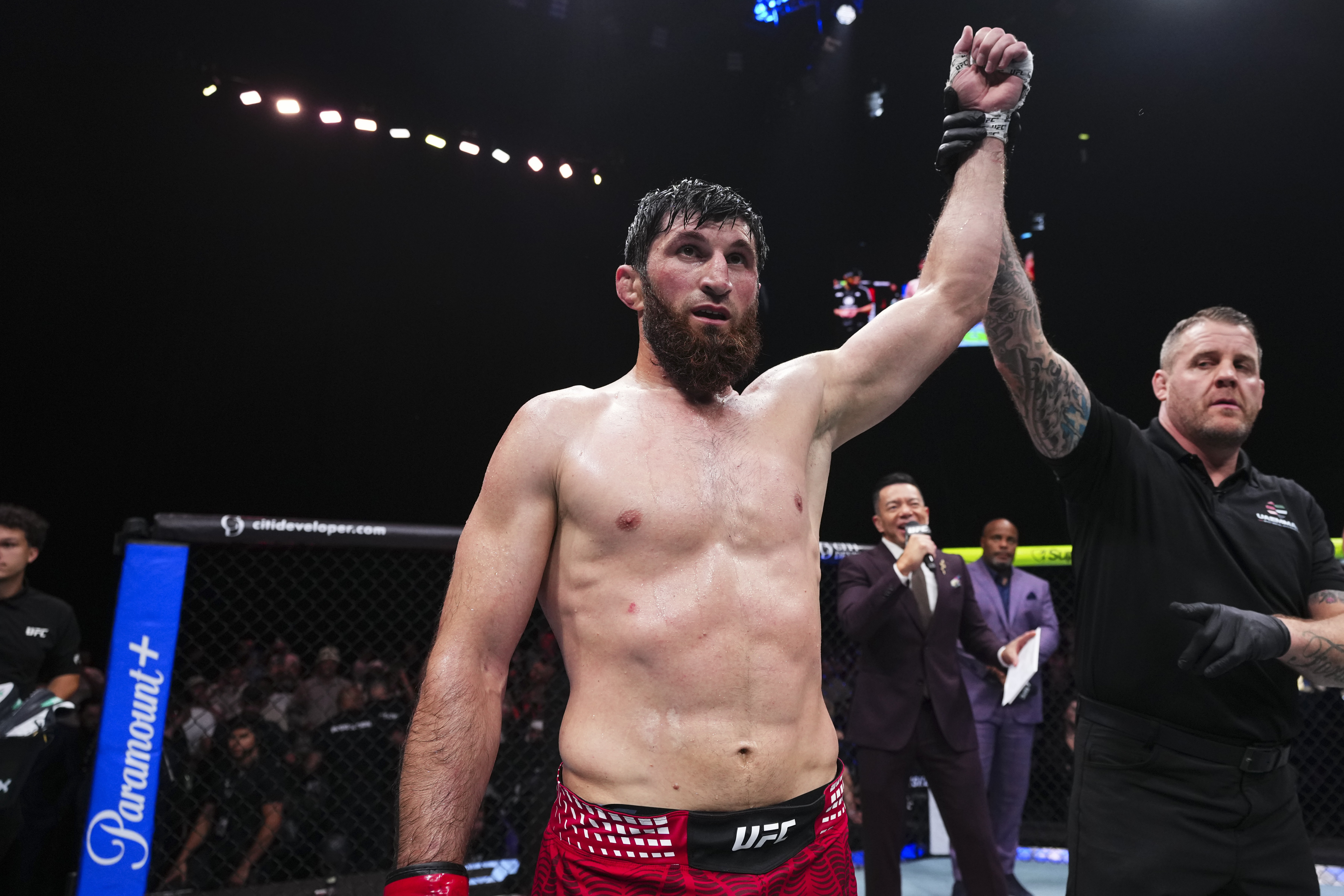 UFC: Após vitória em Abu Dhabi, Ankalaev mira duelo contra Borrachinha