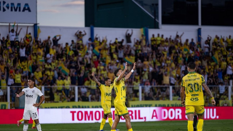 Eduardo, do Mirassol, explica por que não comemorou gols contra o Botafogo: "Carinho enorme"