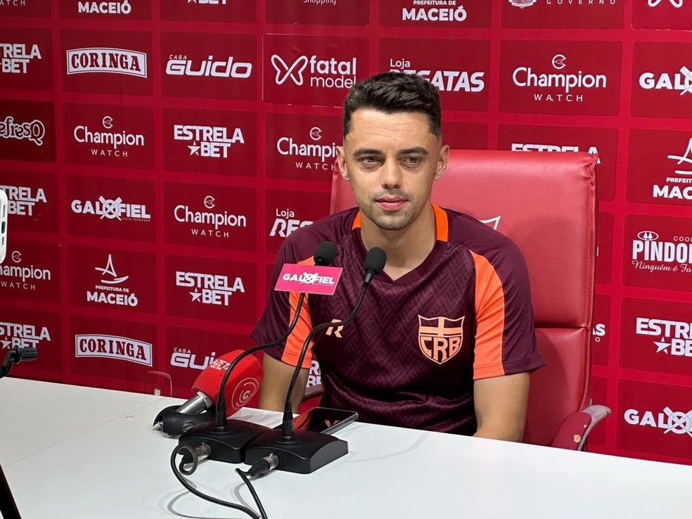 Matheus Ribeiro admite frustração por não conquistar acesso com o CRB — Foto: Divulgação/CRB