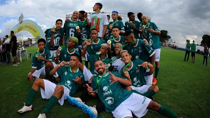 Torneio organizado pela Central Única das Favelas (CUFA) e produzido pela  In Favela teve mais um domingão (27) de jogos da fase de grupos - Taça das  Favelas RJ