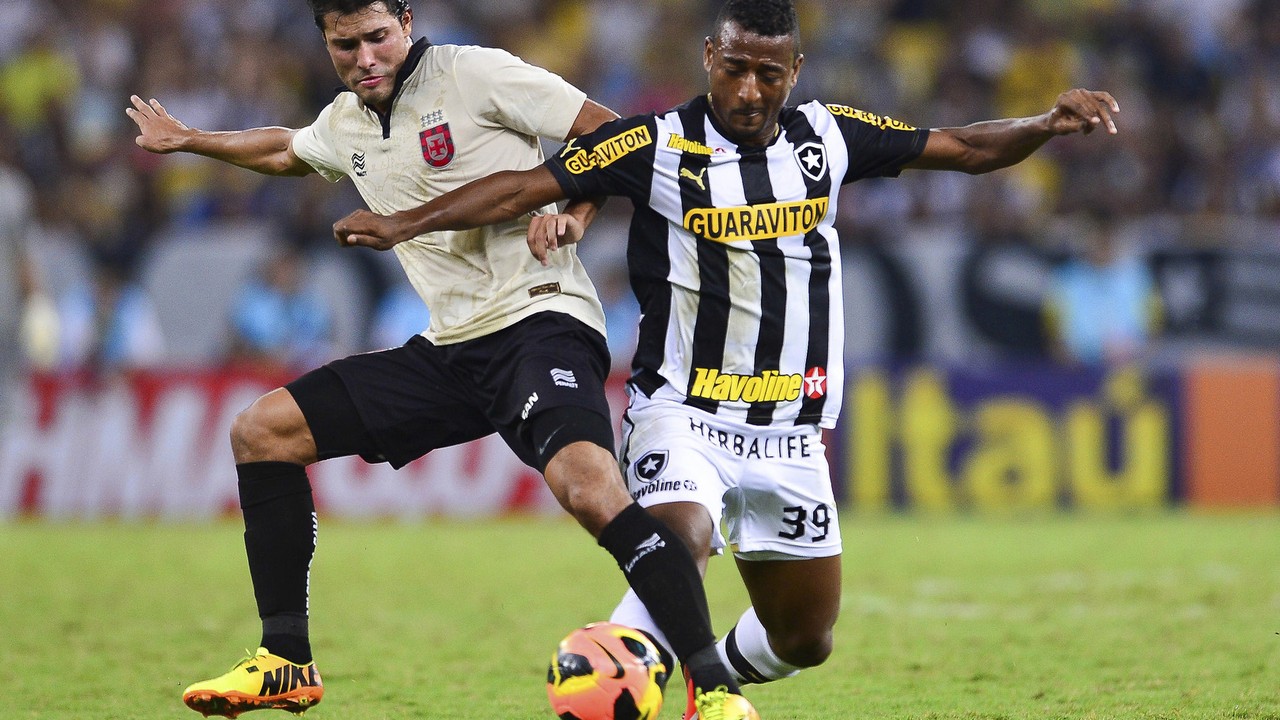 Os melhores momentosslots cassino é confiávelBotafogo 2 x 2 Vasco pela 30ª rodada do Brasileirão 2013