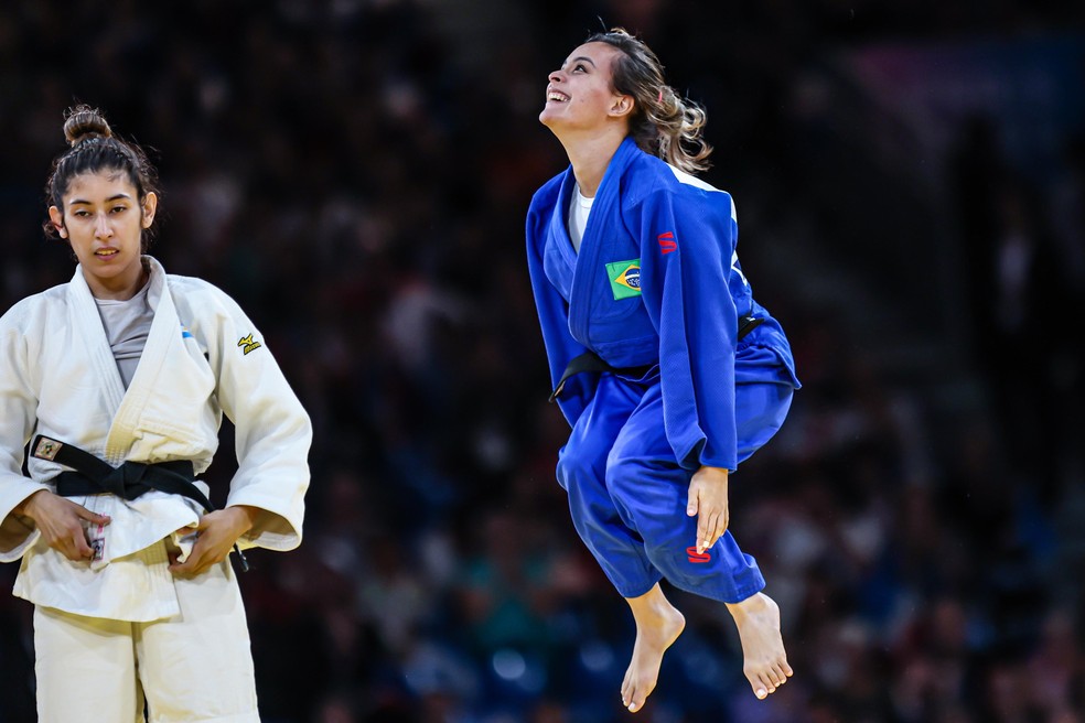 Rosicleide Andrade comemora bronze no judô das Paralimpíadas de Paris — Foto: Wander Roberto/CPB