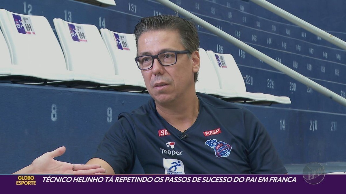 Torcedor em quadra, Helinho acumula taças, recordes e constrói passagem ...