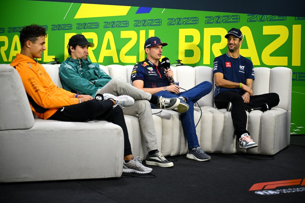Lando Norris participa de coletiva da F1 em São Paulo com Lance Stroll, Max Verstappen e Daniel Ricciardo — Foto: Clive Mason/Getty Images