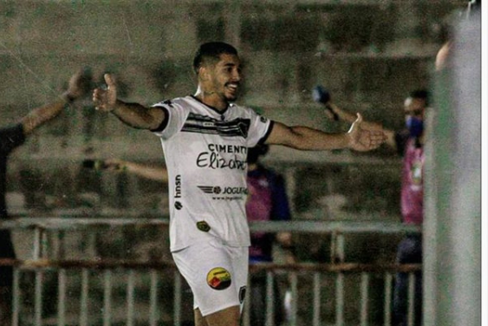 Botafogo-PB põe fim a jejum de gols, e Gerson destaca setor ofensivo contra  o Criciúma