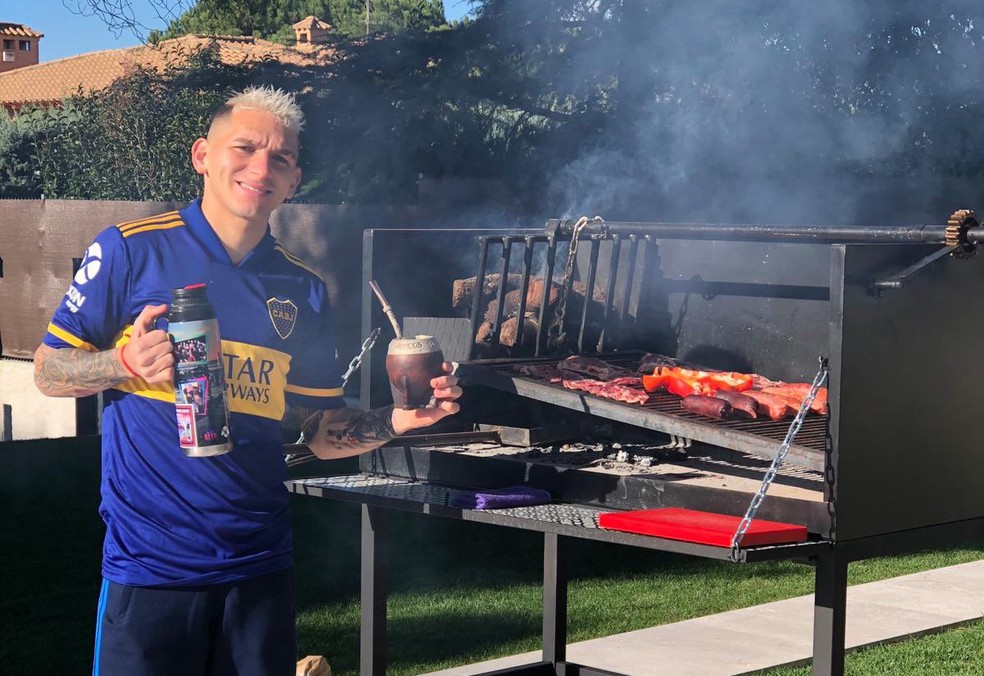 Lucas Torreira, do Atlético de Madrid, revela vontade de jogar no Boca: 'Se  não for agora, será em junho