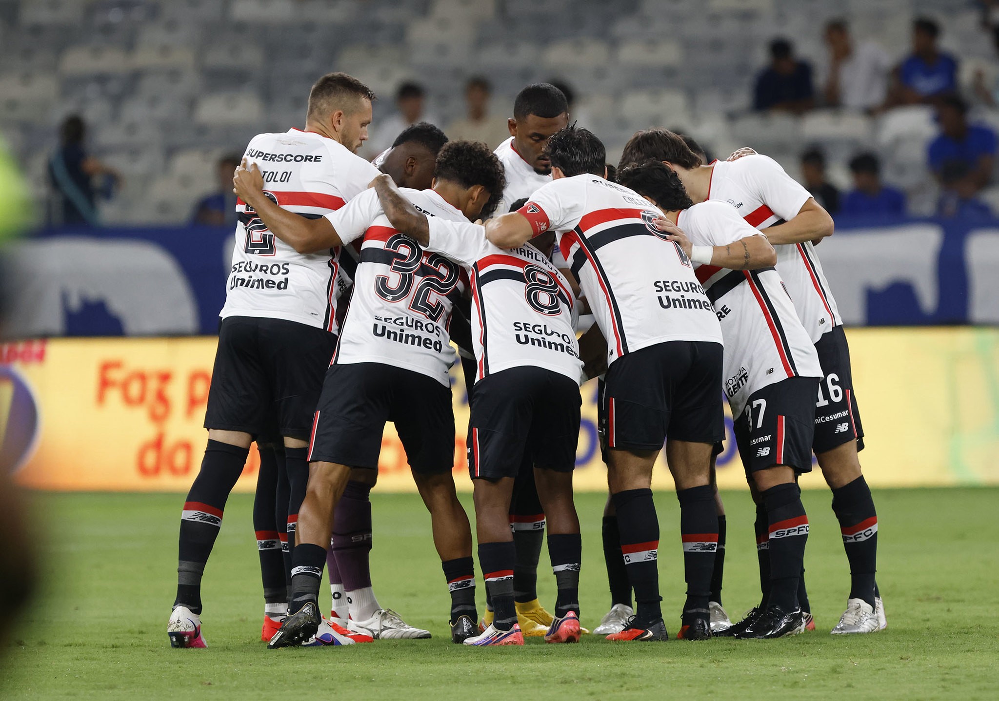 Análise: São Paulo repete erros, estaciona no Brasileirão e parece torcer pelo fim do ano