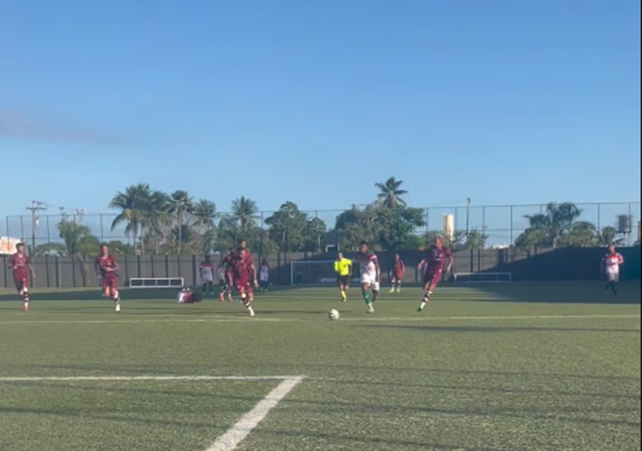 Jacuipense vence o CSE e encosta no G-4 
