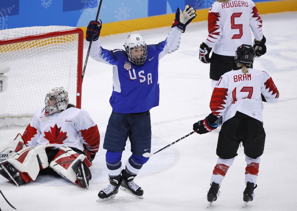 Canadá vence Estados Unidos e fatura primeira medalha no Mundial